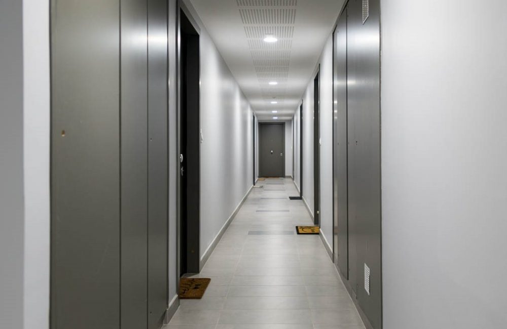 Projet immobilier neuf Le Clos Vaillant couloirs intérieurs