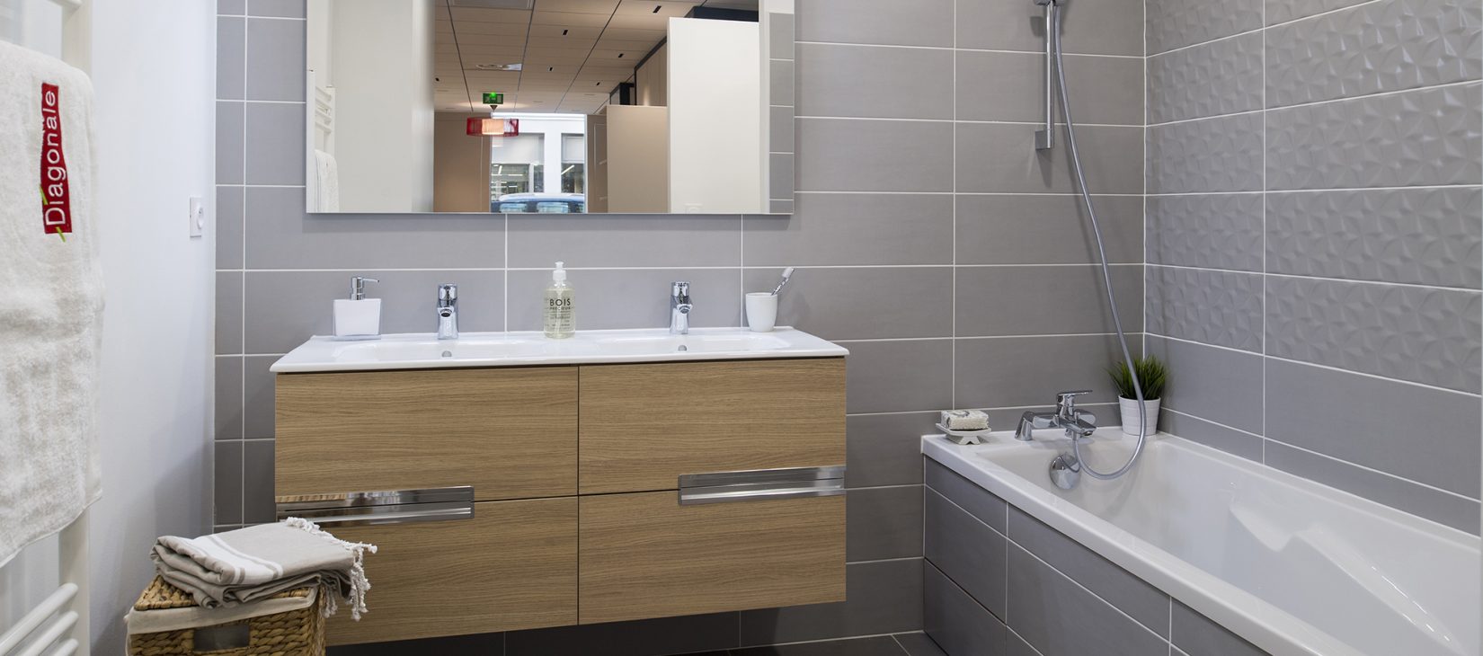 Home Concept par Diagonale : une salle de bains recréée pour votre projet de logement neuf